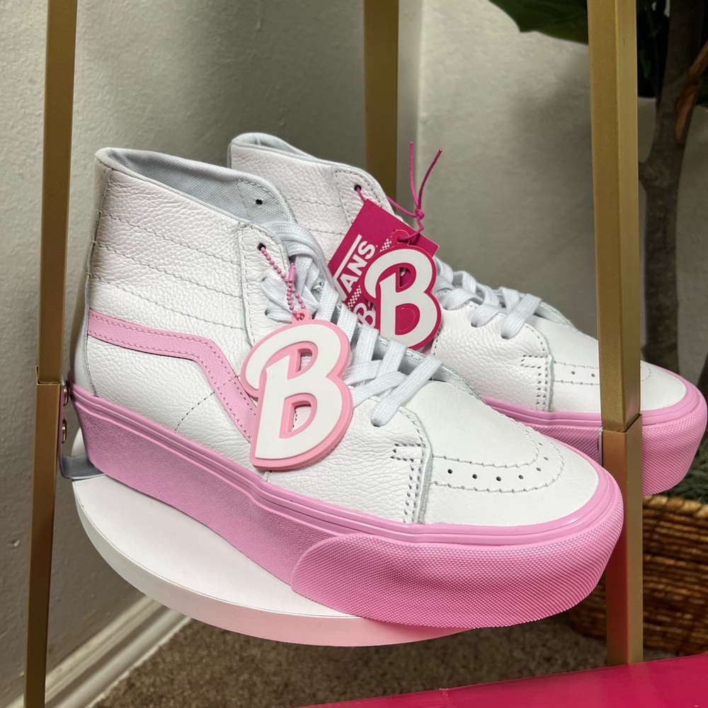 NIB Barbie Sk8 Hi Vans. Pink and white. SZ 8